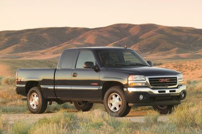 new car buying,car prices,dealer invoice prices,msrp,new car research,shopping for a new car,how to buy a car,car reviews,2006 gmc sierra,gmc sierra,sierra