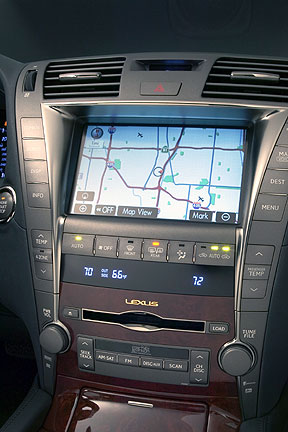 2007 Lexus LS 460 Full-Size Luxury Sedan Navigation System