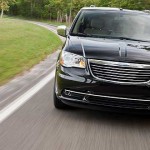 2013 Chrysler Town and Country Minivan